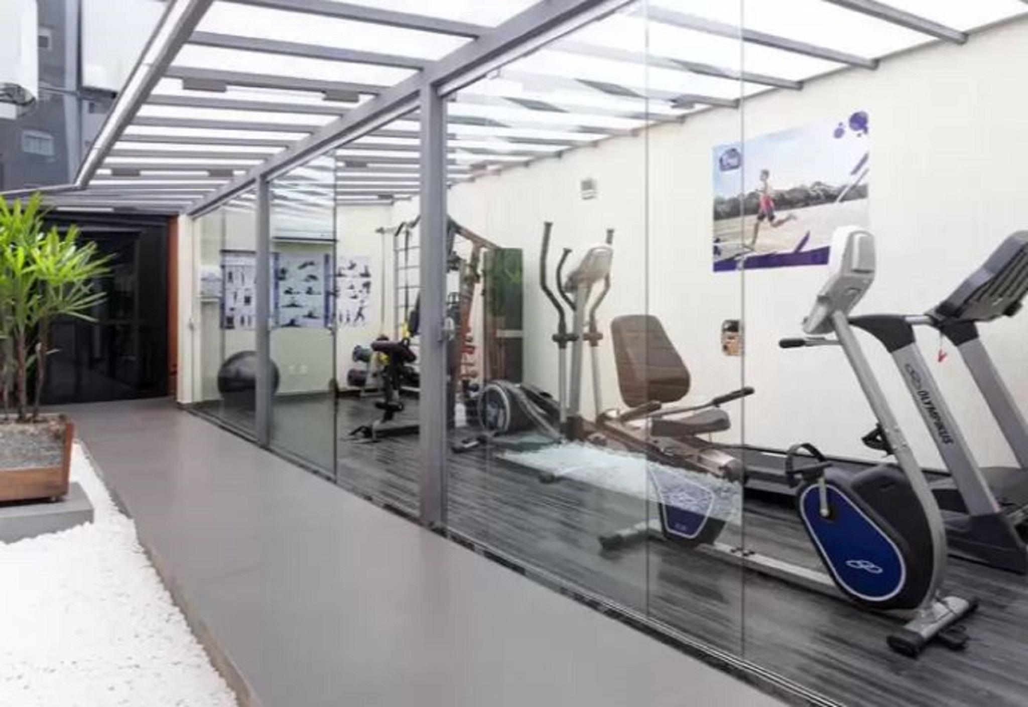 Royal Boutique Savassi Hotel بيلو هورزونتي المظهر الخارجي الصورة The gym at the hotel