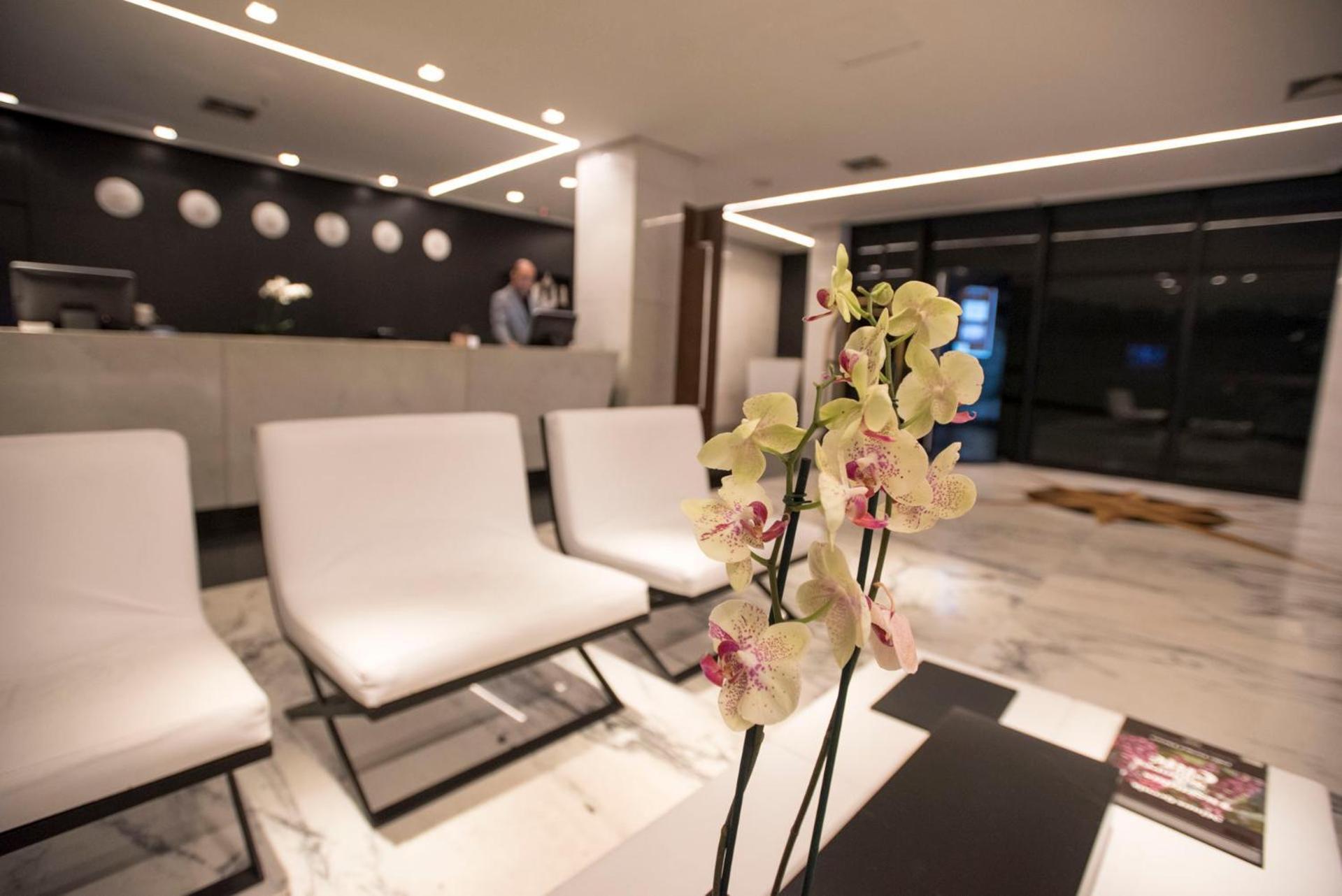 Royal Boutique Savassi Hotel بيلو هورزونتي المظهر الخارجي الصورة Lobby